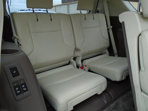 Used 2010 Lexus GX 460 image 12