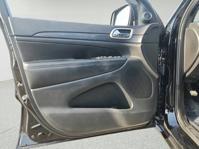 Used 2019 Jeep Grand Cherokee Altitude AWD/4WD image 19