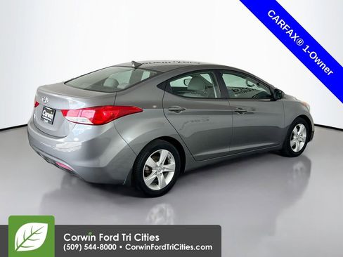 Used 2013 Hyundai Elantra GLS w/ Preferred Pkg FWD image 16