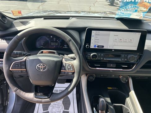 Used 2026 Toyota Grand Highlander AWD Hybrid image 6