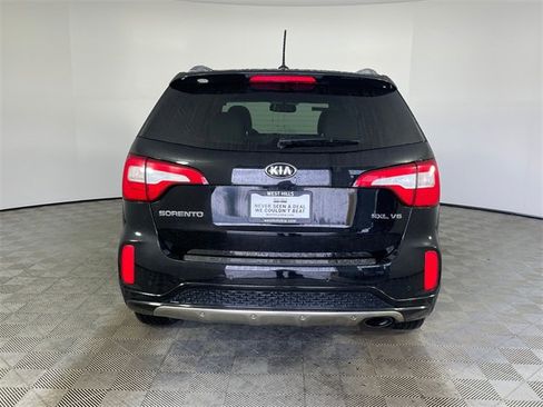 Used 2015 Kia Sorento SX image 25