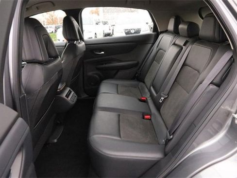 Certified 2023 Nissan Ariya AWD image 9