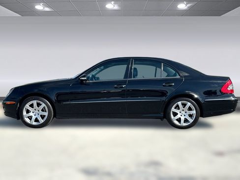 Used 2007 Mercedes-Benz E 350 Sedan image 2