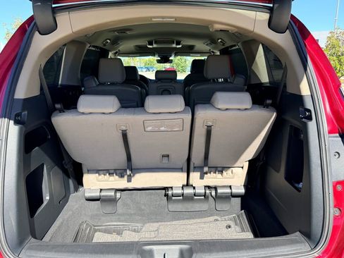 Used 2023 Honda Odyssey Touring image 14