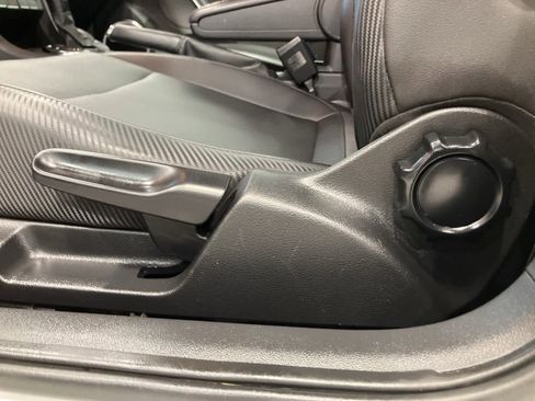 Used 2013 Volkswagen Beetle 2.5 image 11