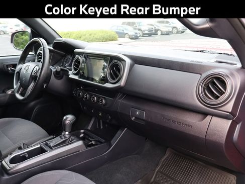 Used 2017 Toyota Tacoma TRD Sport w/ Tow Package AWD/4WD image 12