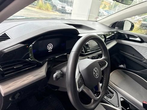 Used 2023 Volkswagen Taos S w/ Driver Assistance Package FWD image 16