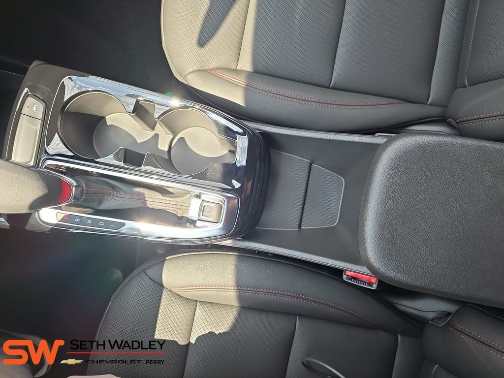 New 2026 Chevrolet Trax RS w/ Driver Confidence Package FWD image 25