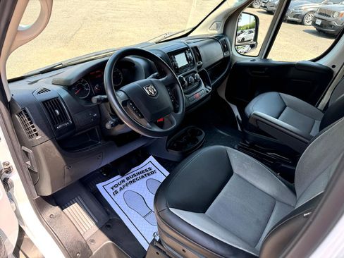 Used 2021 RAM ProMaster 2500 image 12