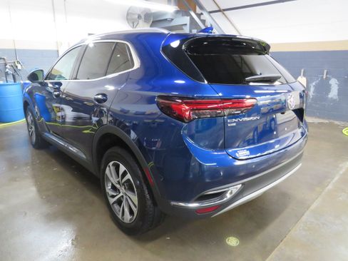 Used 2023 Buick Envision Essence image 4