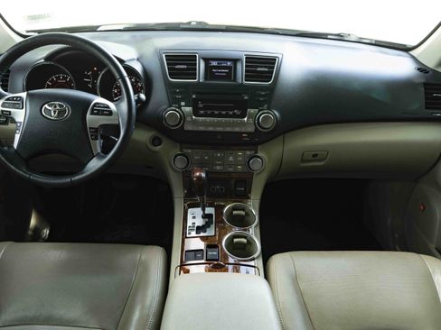 Used 2012 Toyota Highlander Limited FWD image 26
