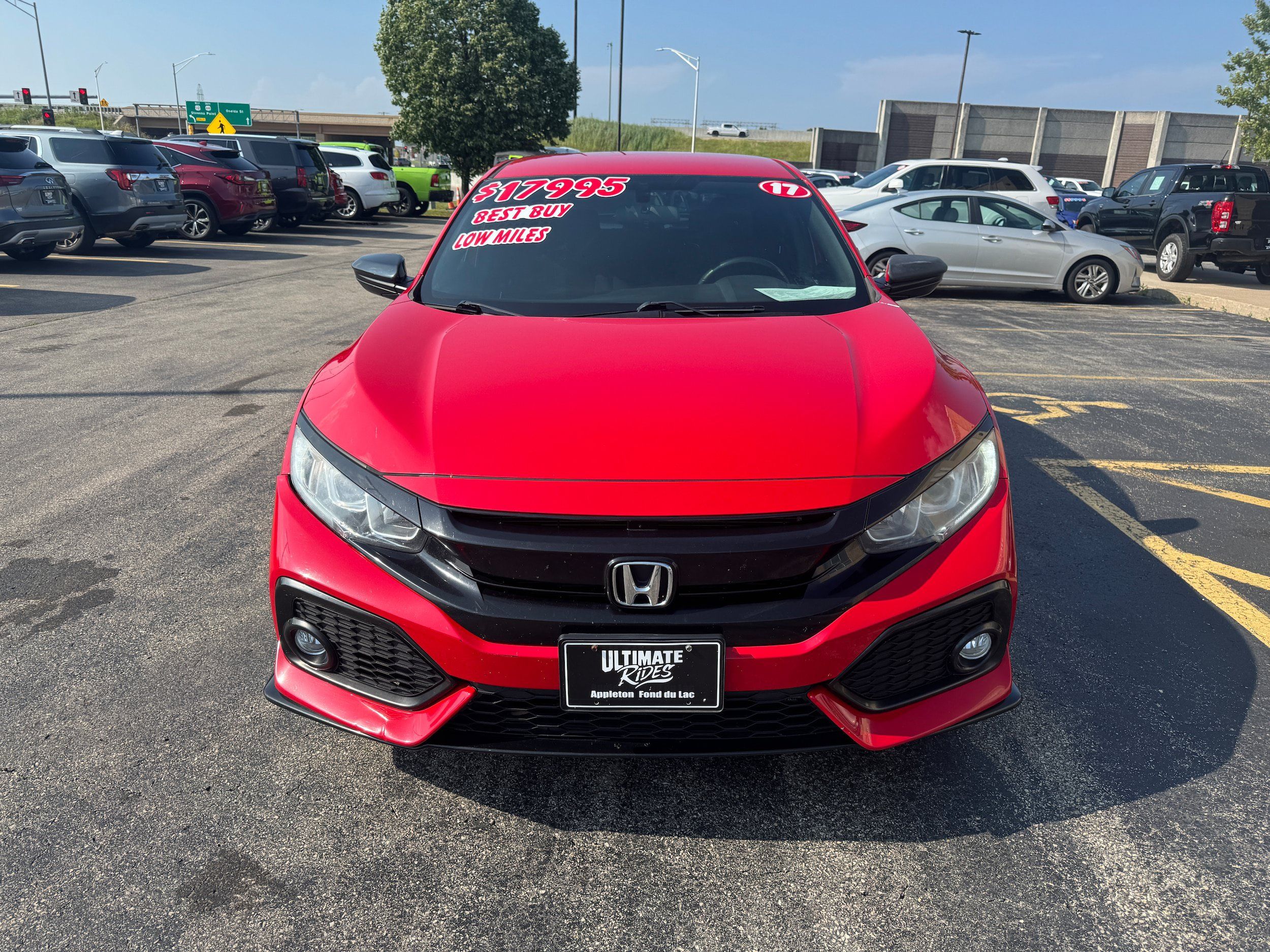 Used 2017 Honda Civic Sport image 2