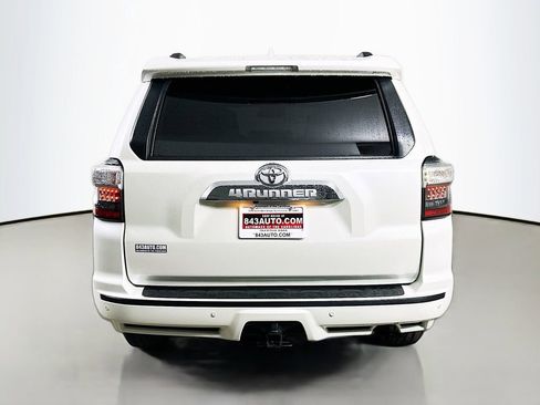 Used 2022 Toyota 4Runner Limited RWD image 6
