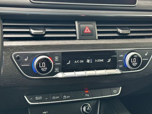 Used 2018 Audi A4 2.0T Ultra Premium Plus w/ Premium Plus Package FWD image 23