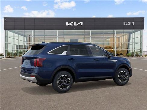 Used 2026 Kia Sorento S w/ S Panoramic Sunroof Package image 6