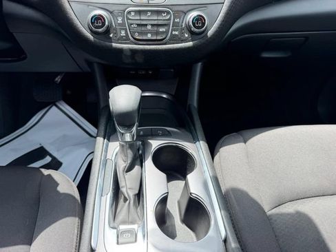 Used 2024 Chevrolet Malibu LT FWD image 13