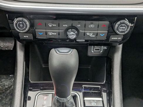 New 2026 Jeep Compass Limited image 16