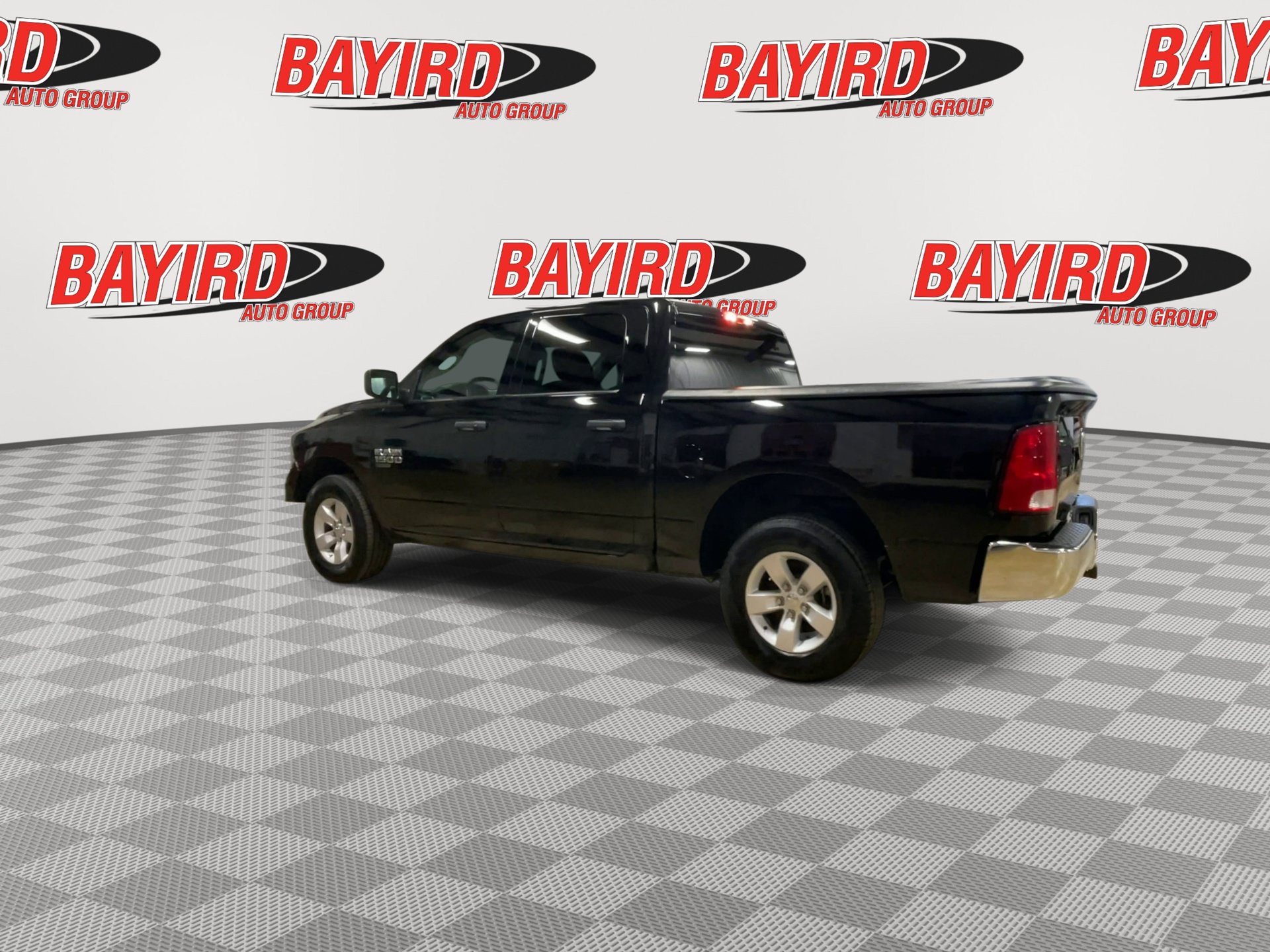 Used 2022 RAM 1500 Classic SLT AWD/4WD image 6