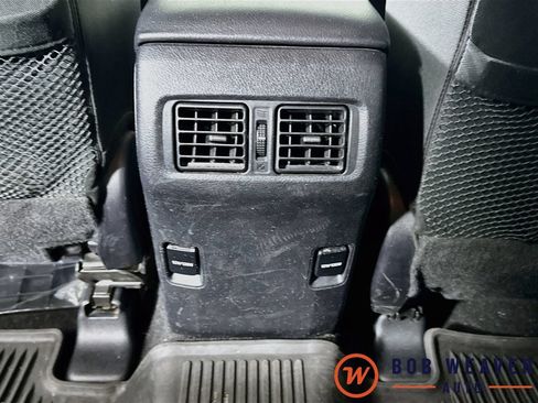 Used 2018 Toyota 4Runner SR5 AWD/4WD image 28