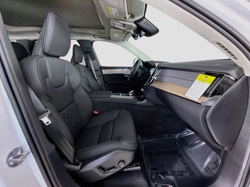 New 2026 Volvo XC90 T8 Plus w/ Protection Package AWD/4WD image 30