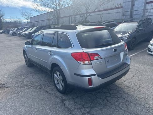 Used 2013 Subaru Outback 2.5i Premium w/ Popular Pkg 3 image 5