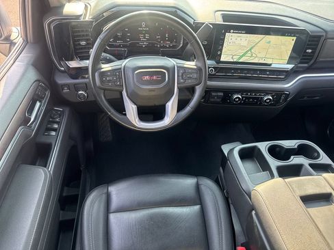 Used 2025 GMC Sierra 1500 SLT RWD image 15