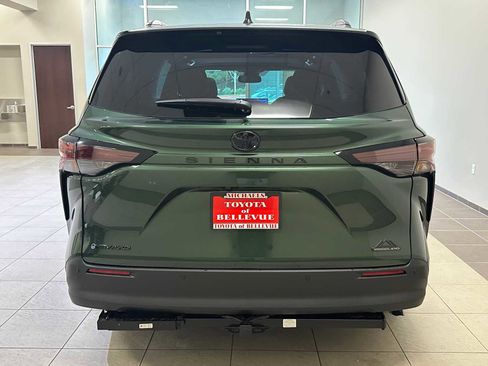 Certified 2026 Toyota Sienna XLE Woodland Edition AWD/4WD image 5
