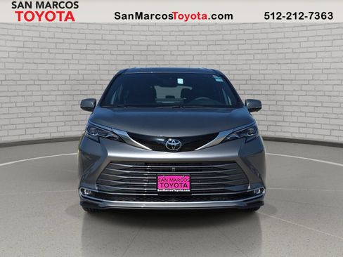 New 2026 Toyota Sienna Platinum AWD/4WD image 2