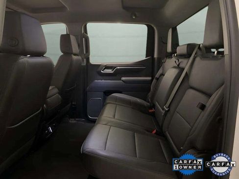 Used 2025 GMC Sierra 1500 SLT image 62