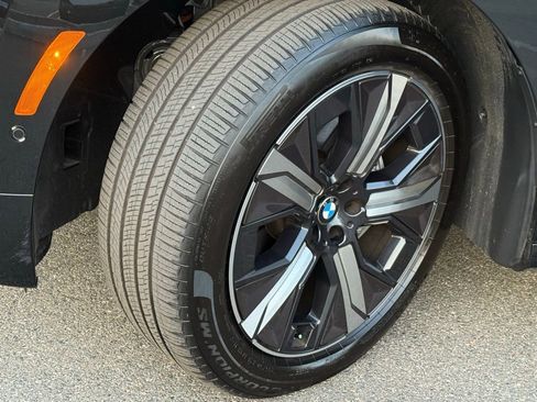 Used 2026 BMW iX xDrive45 image 19