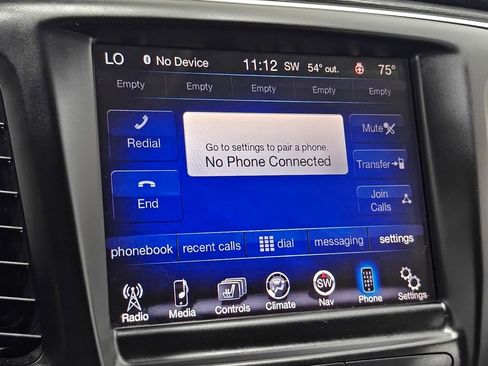 Used 2015 Chrysler 200 Limited FWD image 38
