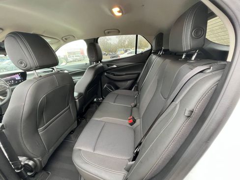 Used 2025 Buick Encore GX Preferred image 23