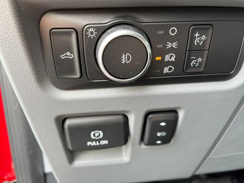 Certified 2022 Ford F150 XLT w/ Equipment Group 301A Mid image 25