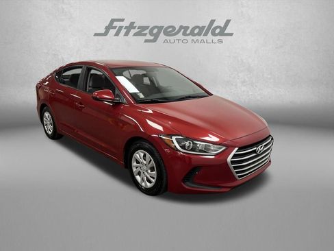 Used 2018 Hyundai Elantra SE w/ SE Connectivity Package 04 image 9