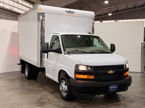 New 2025 Chevrolet Express 3500 w/ Power Convenience Package RWD image 8