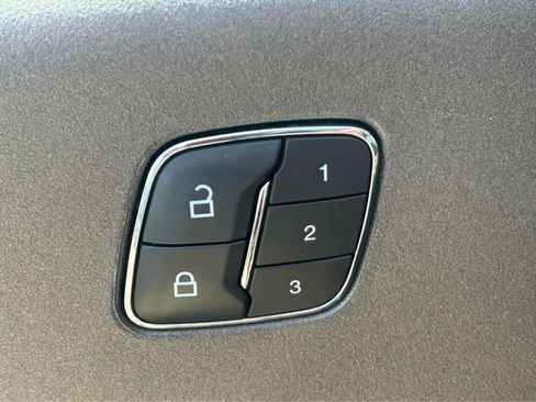 Used 2025 Ford Bronco Sport Outer Banks w/ Outer Banks Tech Package+ AWD/4WD image 25