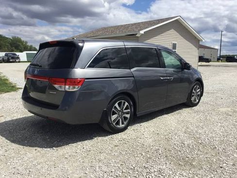 Used 2016 Honda Odyssey Touring Elite image 3