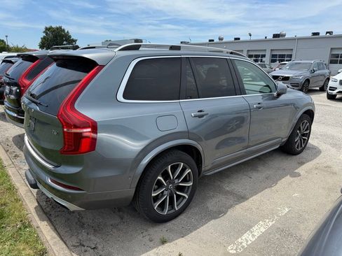 Used 2018 Volvo XC90 T6 Momentum w/ Convenience Package AWD/4WD image 10