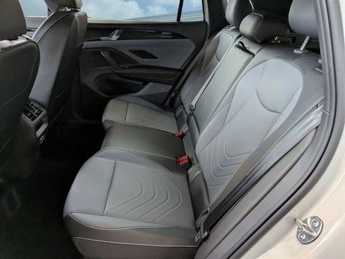 New 2026 Volkswagen Tiguan SE R-Line FWD image 14