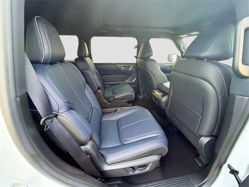 New 2026 INFINITI QX80 4WD image 25