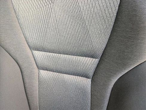Used 2024 Nissan Rogue SV FWD image 12
