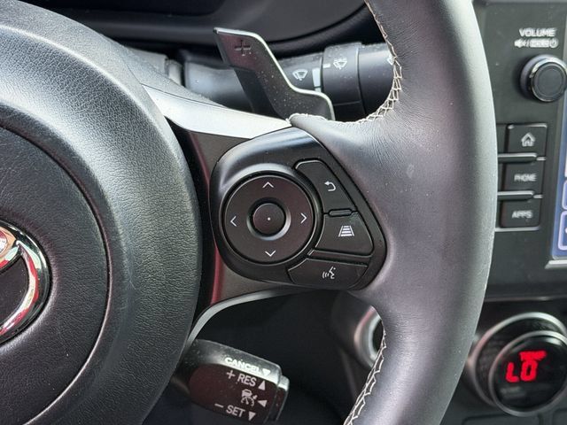 Used 2024 Toyota GR86 RWD image 14