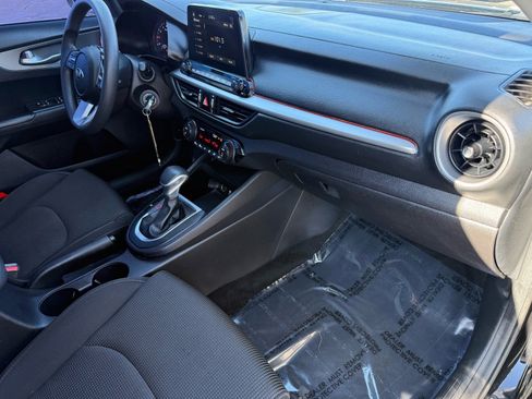 Used 2019 Kia Forte Sedan image 30