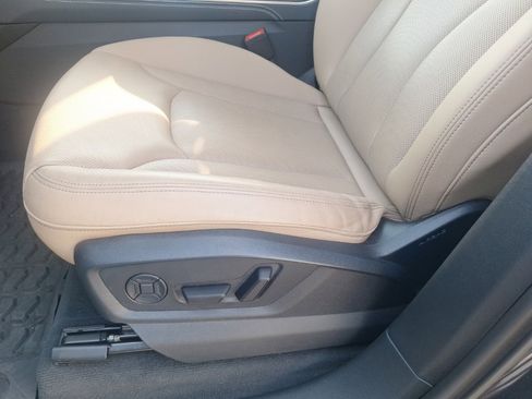 Used 2025 Audi Q7 2.0T Premium Plus w/ Premium Plus Package image 11