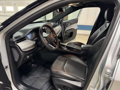 Certified 2024 Jeep Compass Limited image 14