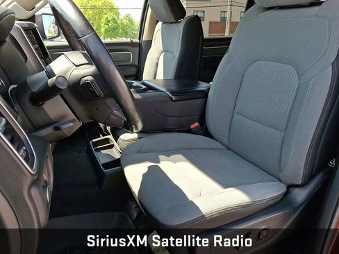 Used 2019 RAM 1500 Big Horn AWD/4WD image 16