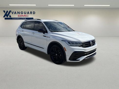 Used 2022 Volkswagen Tiguan SE R-Line image 9