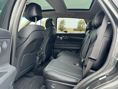 Certified 2026 Genesis GV80 2.5T Advanced AWD/4WD image 10