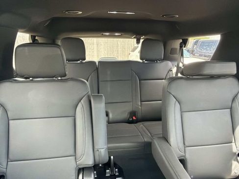 Used 2024 Chevrolet Tahoe LT w/ Luxury Package RWD image 12