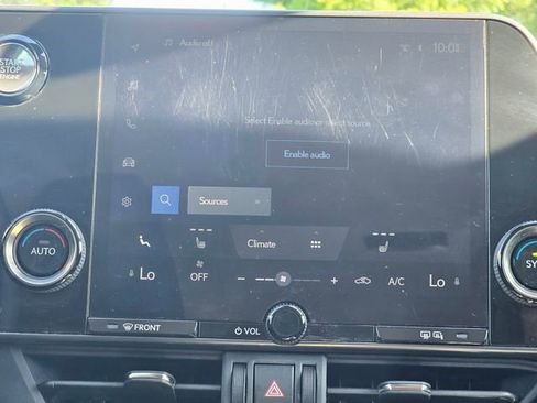 Used 2024 Lexus NX 250 FWD w/ Towing Package (2000 Lbs) image 38